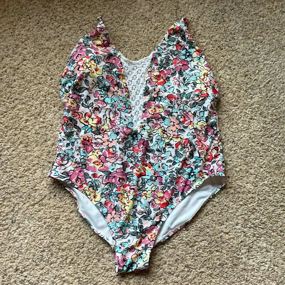 Rue 21 3x floral print one piece swim suit